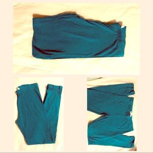 Dark teal leggings!